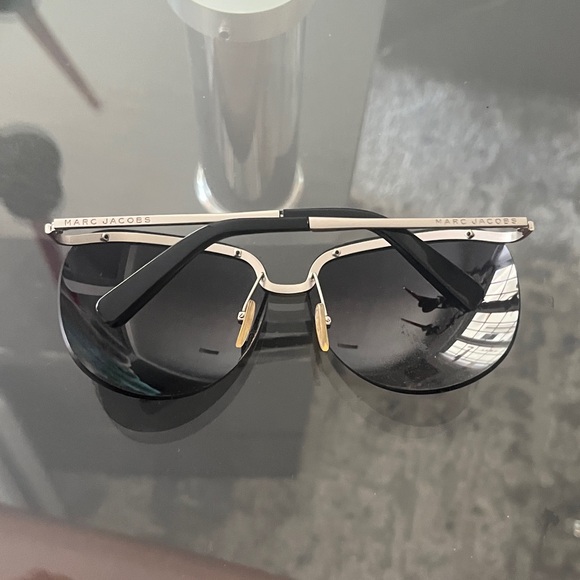 Marc Jacobs Black and silver Sunglasses main image 5